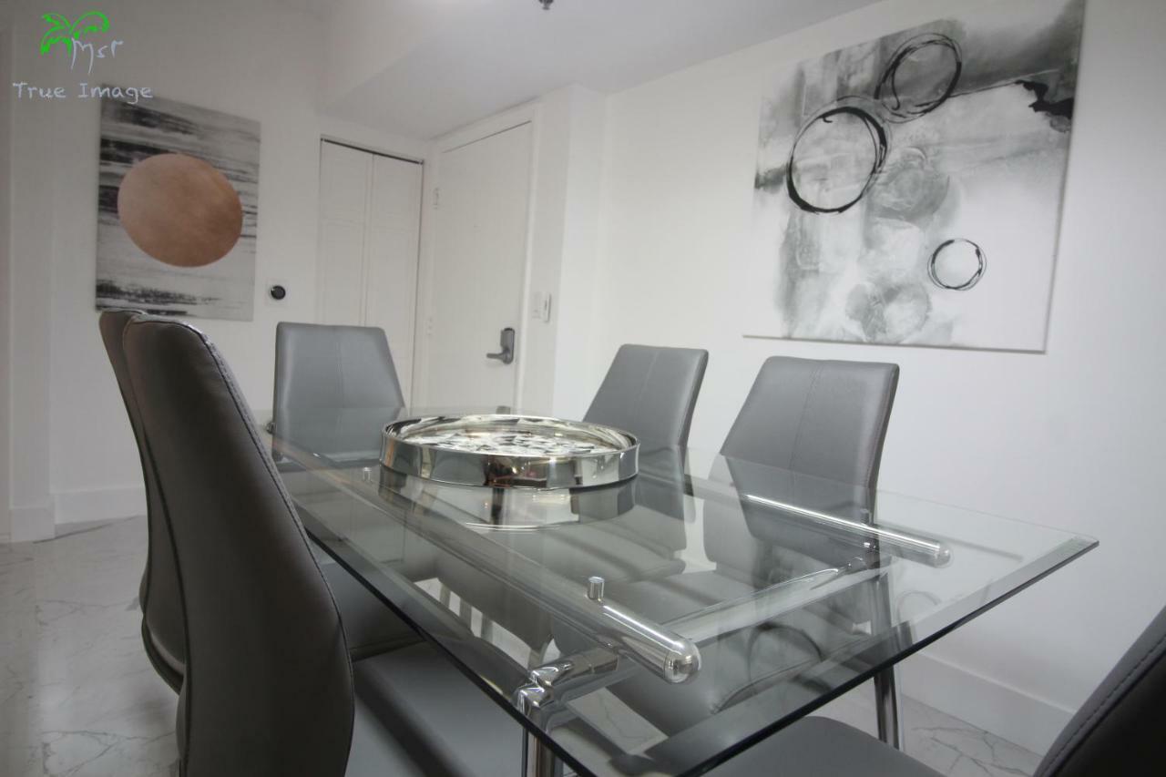 شقة Yacht Club At Aventura 2 Bed 2 Bath Luxurius Cozy Brand New المظهر الخارجي الصورة