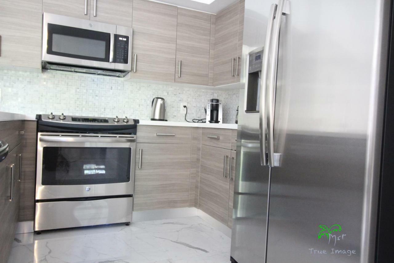 شقة Yacht Club At Aventura 2 Bed 2 Bath Luxurius Cozy Brand New المظهر الخارجي الصورة