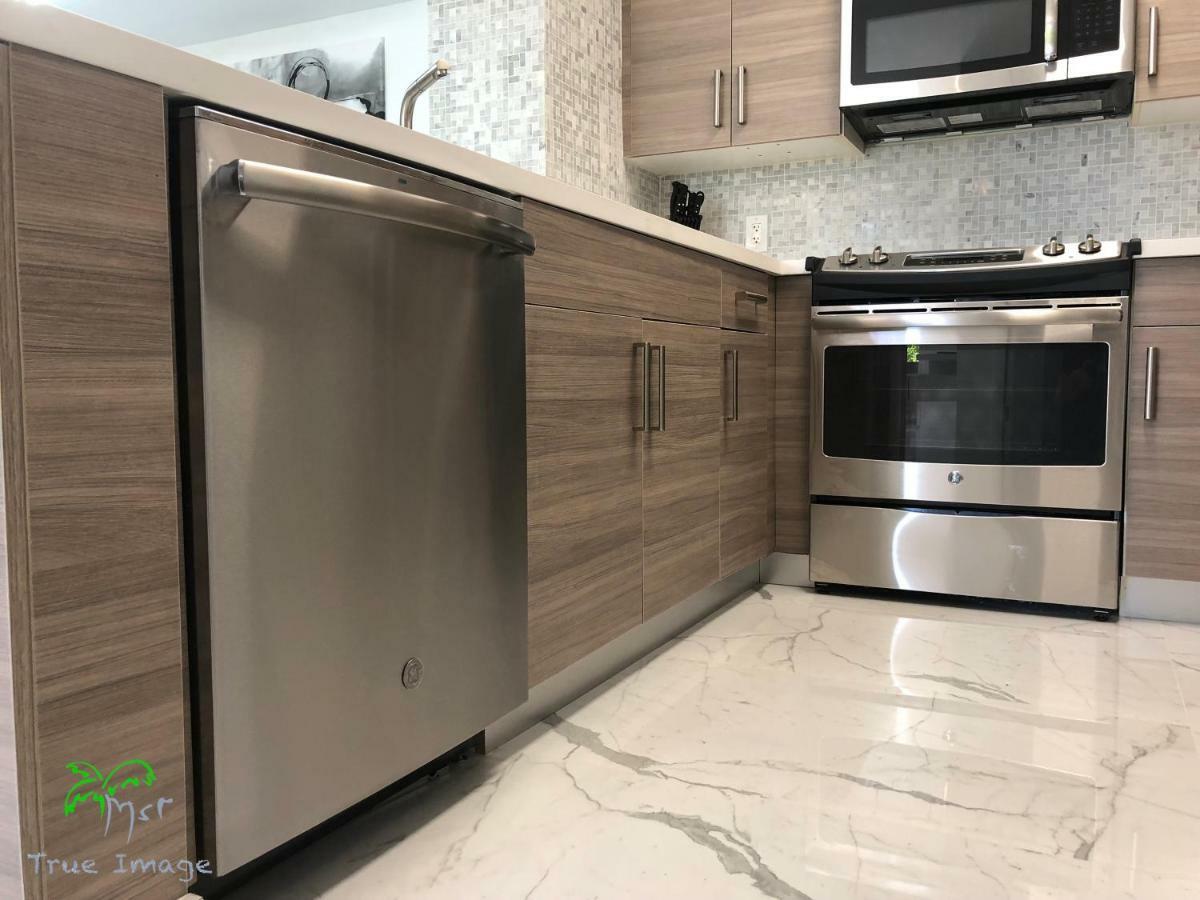 شقة Yacht Club At Aventura 2 Bed 2 Bath Luxurius Cozy Brand New المظهر الخارجي الصورة