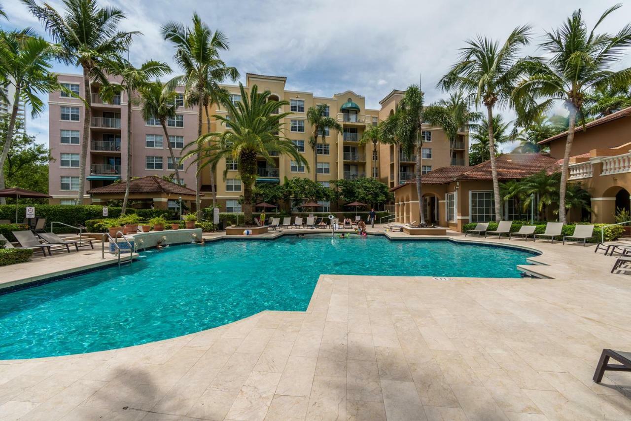 شقة Yacht Club At Aventura 2 Bed 2 Bath Luxurius Cozy Brand New المظهر الخارجي الصورة